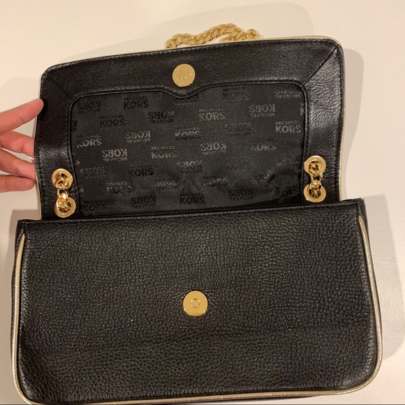 Michael Kors Black Leather Jet Set Bag Gold Chain - Picture 5 of 8